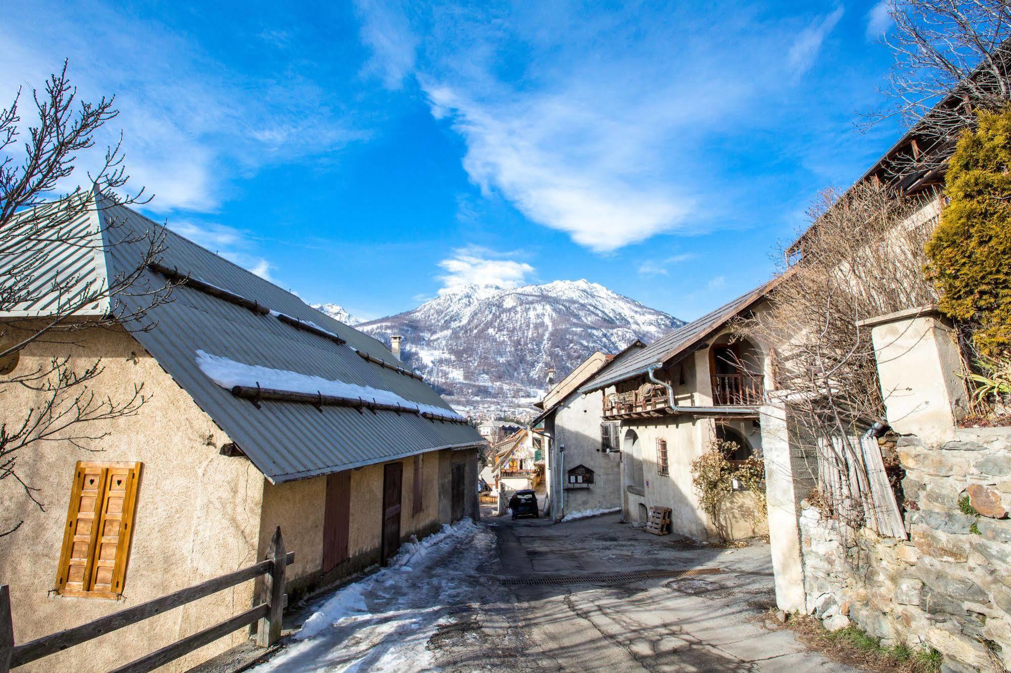 Langley Hotel La Vieille Ferme La Salle-les-Alpes Екстер'єр фото