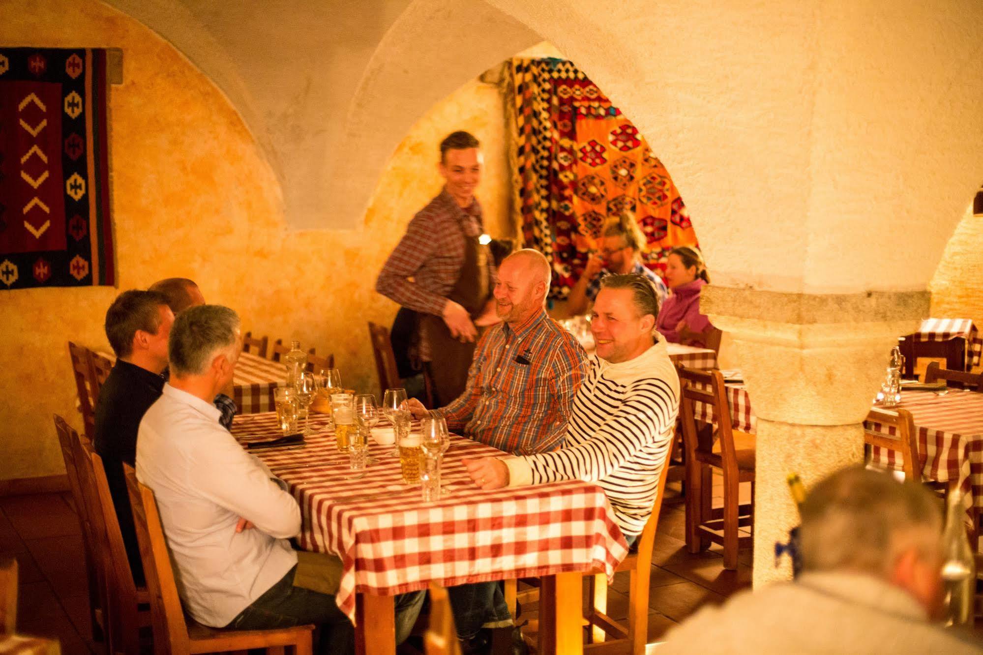 Langley Hotel La Vieille Ferme La Salle-les-Alpes Екстер'єр фото